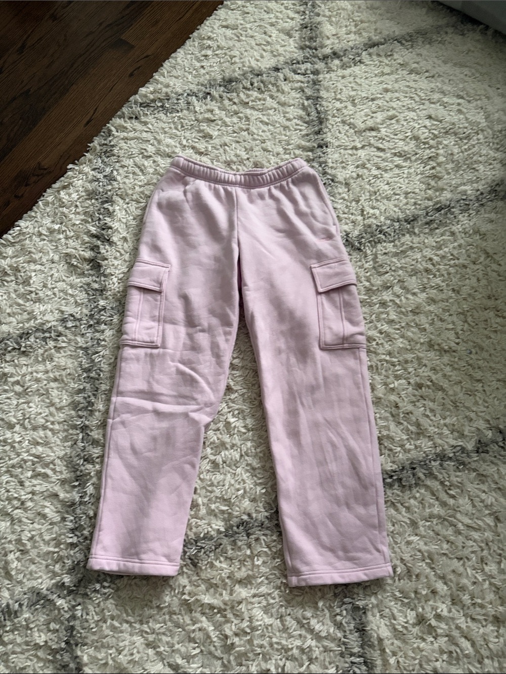 Women’s Aritzia Pink Cargo Sweatpants-Size  small